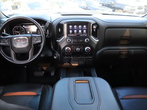 Used 2020 GMC Sierra 2500 AT4 w/ Technology Package AWD/4WD image 18