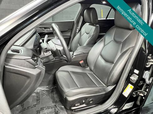 Used 2023 Cadillac CT4 Luxury w/ Cold Weather Package RWD image 5