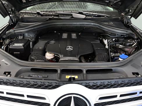 Used 2019 Mercedes-Benz GLS 450 4MATIC w/ Premium 1 Package image 36