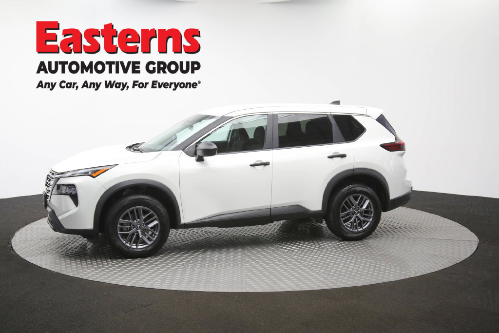 Used 2024 Nissan Rogue S AWD/4WD image 56