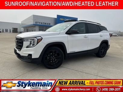 Used 2022 GMC Terrain SLT w/ Infotainment Package II