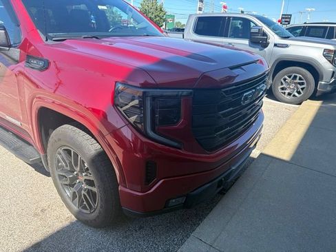 Used 2024 GMC Sierra 1500 Elevation w/ Elevation Premium Package AWD/4WD image 11