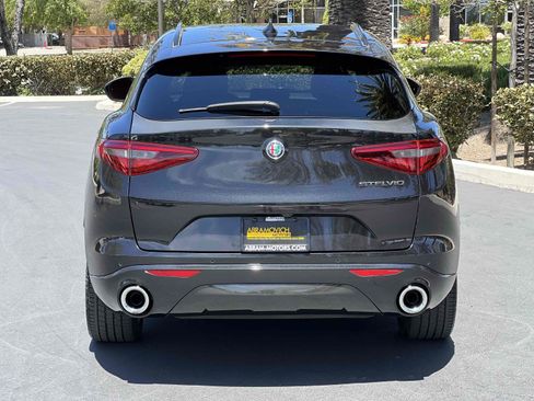 Used 2021 Alfa Romeo Stelvio Sprint w/ Nero Edizione RWD image 12