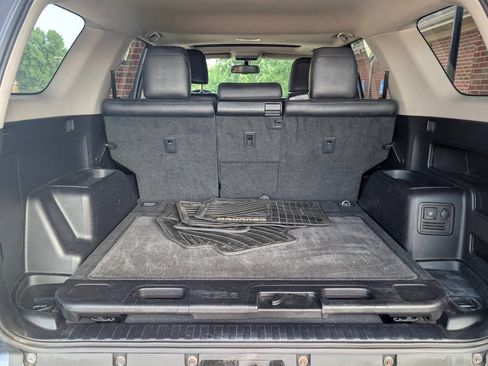 Used 2012 Toyota 4Runner Limited AWD/4WD image 10