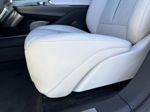 New 2026 Cadillac Lyriq Premium Luxury image 20