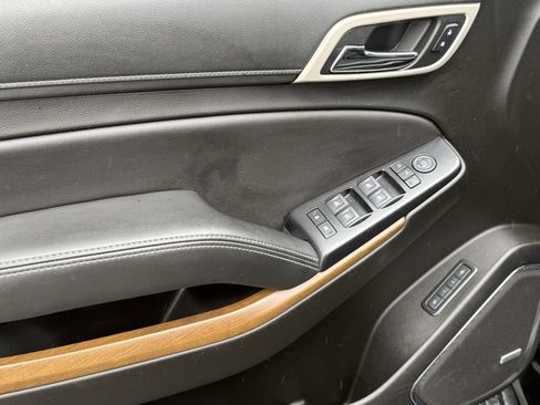 Used 2020 GMC Yukon Denali image 11