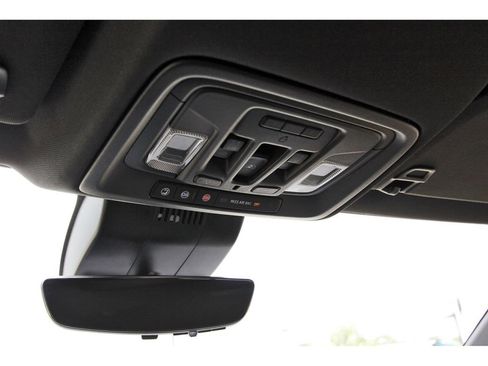 Used 2024 GMC Sierra 1500 AT4 w/ Technology Package AWD/4WD image 22