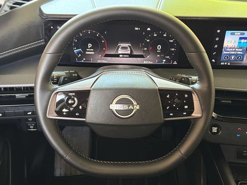 Used 2025 Nissan Murano SV FWD image 4