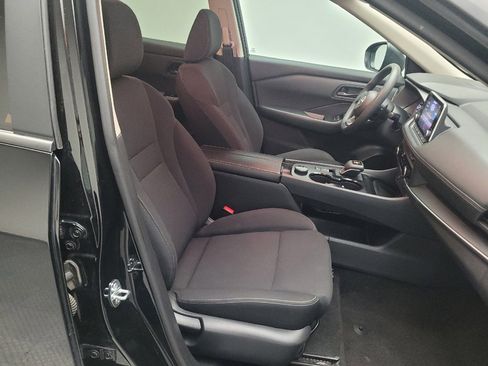 Used 2024 Nissan Rogue S image 21