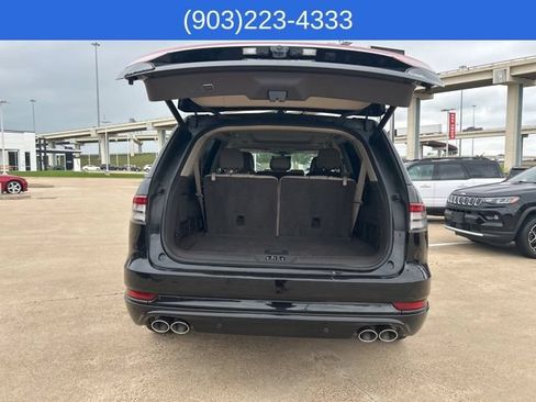 Used 2023 Lincoln Aviator Grand Touring w/ Equipment Group 301A AWD/4WD image 18