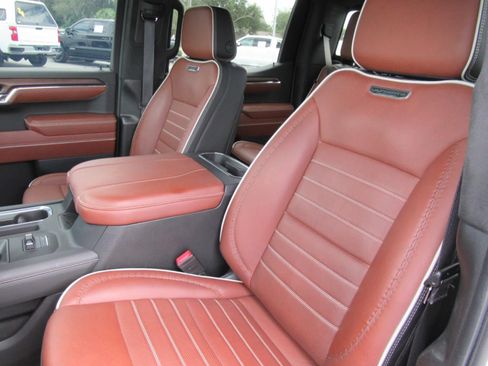 Used 2024 GMC Sierra 1500 Denali Ultimate AWD/4WD image 24