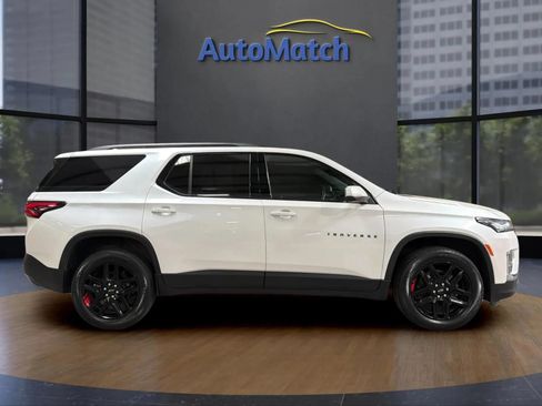 Used 2023 Chevrolet Traverse RS AWD/4WD image 13