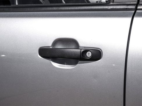 Used 2022 Ford Ranger XLT w/ Equipment Group 301A Mid image 38