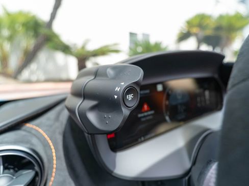 New 2026 McLaren 750S Spider RWD image 16