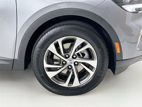 Used 2022 Buick Envision Essence w/ Safety Package image 6