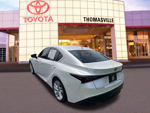 Used 2025 Lexus IS 300 w/ Comfort Package RWD image 7