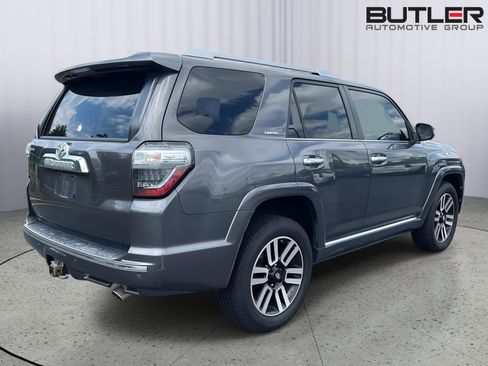 Used 2015 Toyota 4Runner Limited AWD/4WD image 5