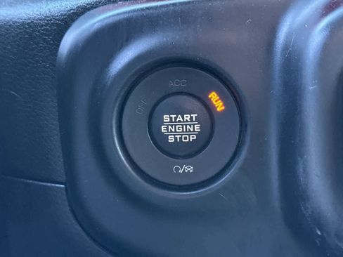 Used 2020 Jeep Gladiator Rubicon image 24