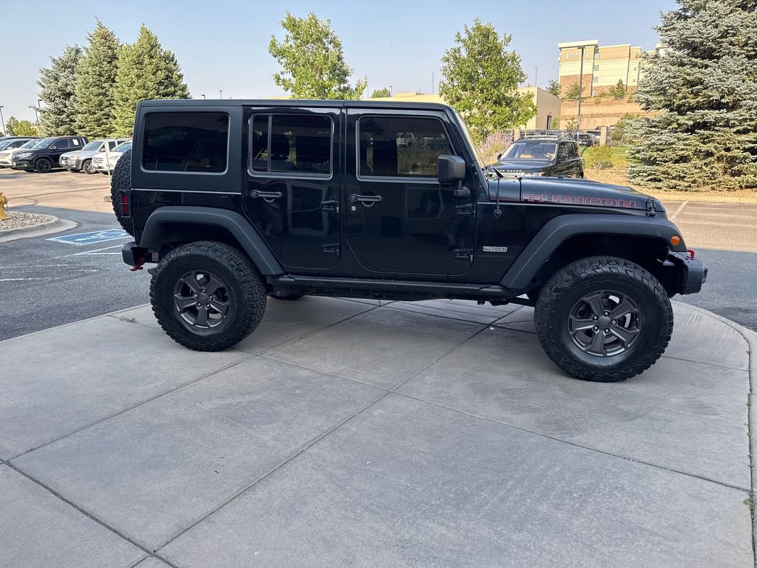 Used 2018 Jeep Wrangler Unlimited Rubicon AWD/4WD image 5