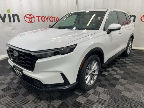 Used 2025 Honda CR-V EX-L image 3