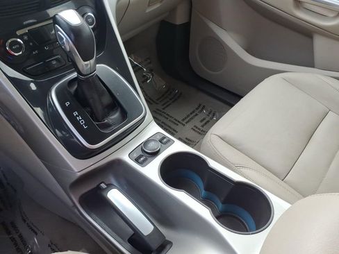 Used 2013 Ford C-MAX SEL FWD image 17