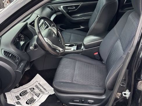 Used 2018 Nissan Altima 2.5 SV FWD image 8
