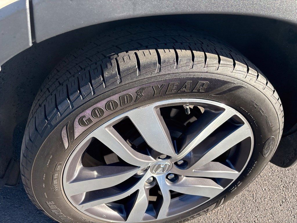 Used 2018 Honda Pilot Elite image 3