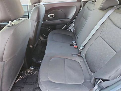 Used 2017 Kia Soul image 22
