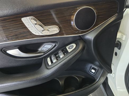 Used 2018 Mercedes-Benz GLC 300 image 18