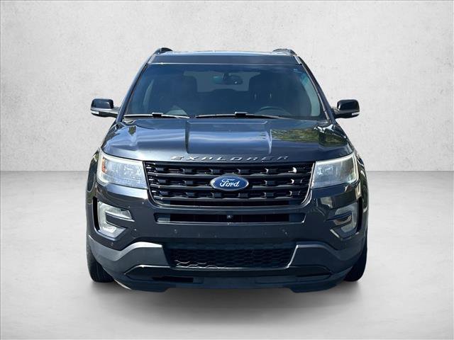 Used 2017 Ford Explorer Sport w/ Equipment Group 401A AWD/4WD image 2