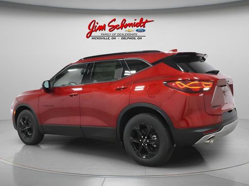 New 2026 Chevrolet Blazer LT w/ Convenience Package AWD/4WD image 4