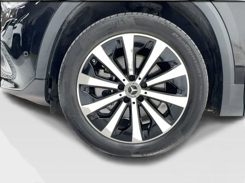 Used 2023 Mercedes-Benz GLA 250 w/ Premium Package image 6