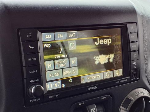 Used 2014 Jeep Wrangler Unlimited Sport image 16