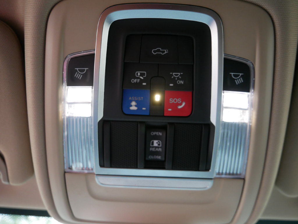 Used 2022 RAM 2500 Laramie AWD/4WD image 26