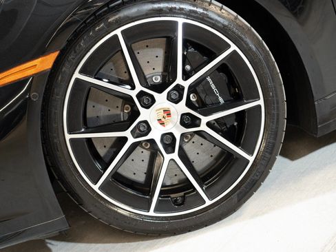 Certified 2025 Porsche 911 Carrera 4 GTS AWD/4WD image 10