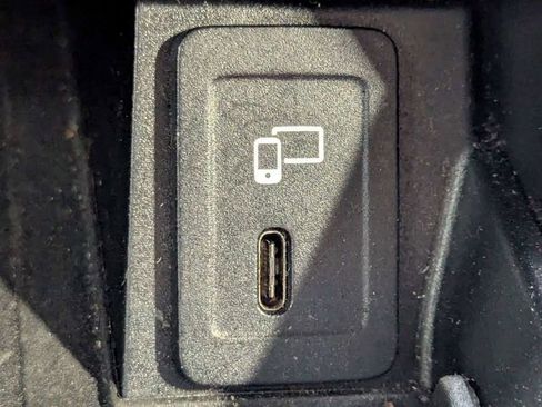 Used 2023 Mercedes-Benz GLC 300 4MATIC Coupe image 15