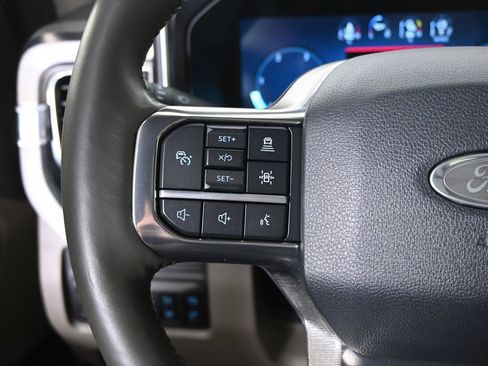 Used 2026 Ford F350 Platinum w/ Platinum Plus Package image 40