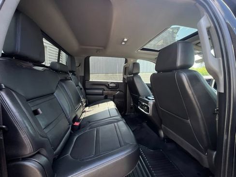 Used 2022 GMC Sierra 3500 Denali w/ Denali Ultimate Package AWD/4WD image 14