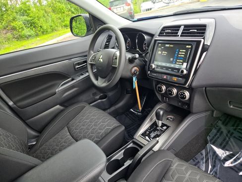 Used 2026 Mitsubishi Outlander Sport AWD image 5