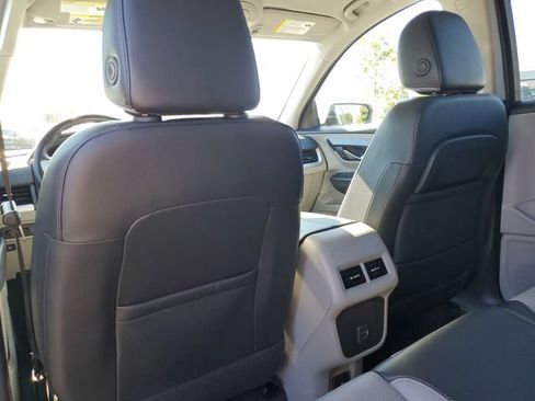 Certified 2023 GMC Terrain SLT w/ Tech Package AWD/4WD image 11