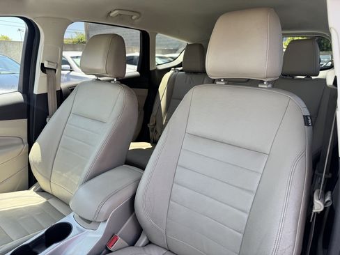 Used 2013 Ford Escape SEL FWD image 36