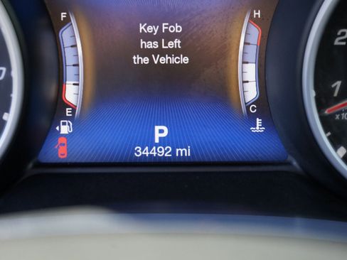 Used 2018 Maserati Levante GranLusso image 14