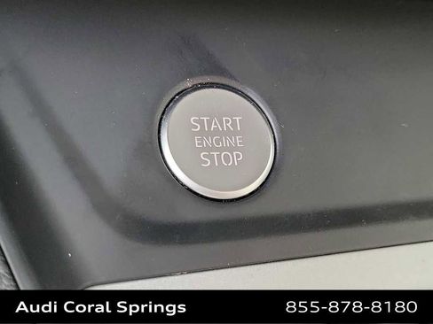 Used 2020 Audi Q3 2.0T Premium image 27