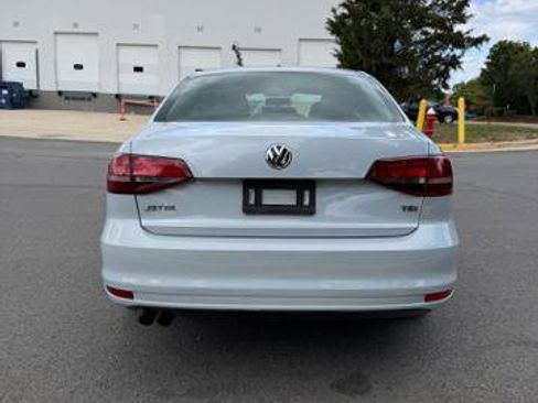 Used 2017 Volkswagen Jetta S FWD image 5