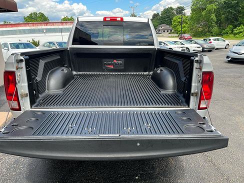 Used 2012 RAM 1500 Classic SLT AWD/4WD image 6