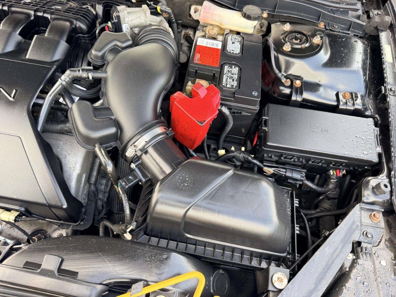 Used 2012 Lincoln MKZ FWD image 11