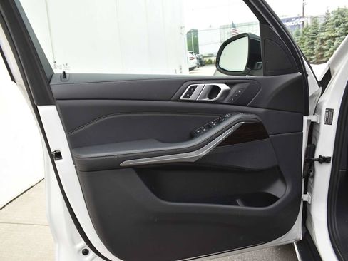 Used 2019 BMW X5 xDrive40i AWD/4WD image 11