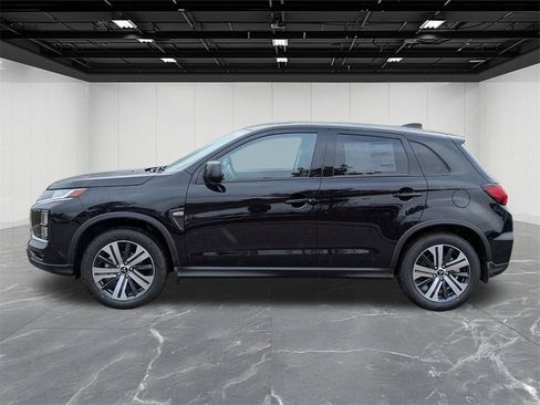 New 2025 Mitsubishi Outlander Sport ES image 2