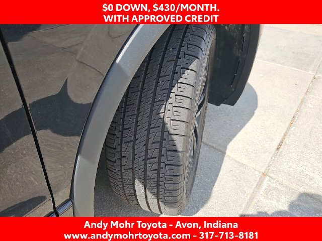 Used 2022 Volkswagen Tiguan SE R-Line AWD/4WD image 35