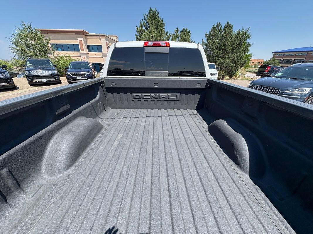 Used 2017 GMC Sierra 1500 Denali AWD/4WD image 13
